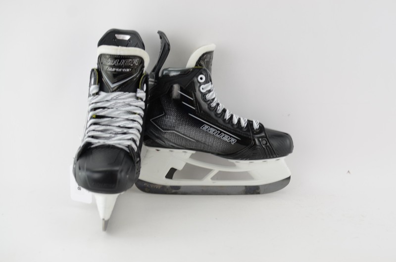 Bauer Supreme M50 Pro Intermediate Ice Hockey Skates 5.5 fit 1  (0702-2098)