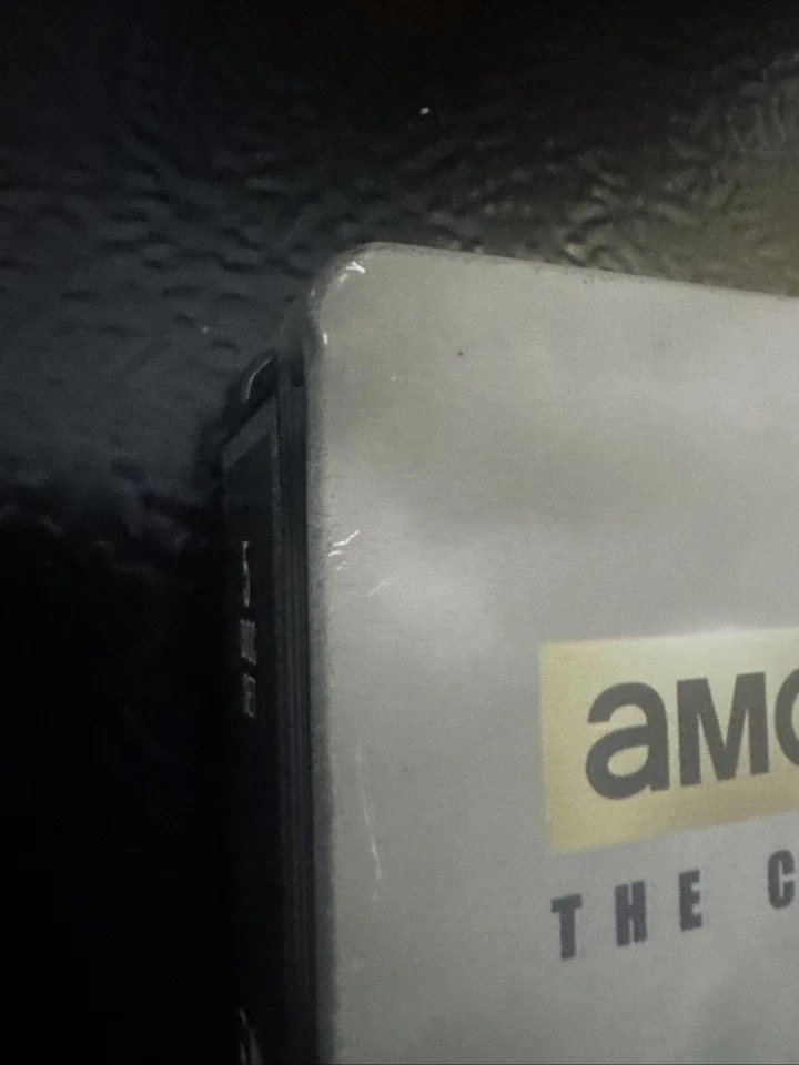 Walking Dead Third Season (Blu-ray, 5-Disc, 2013) Target Steelbook - Image 3 of 4