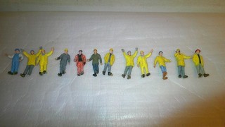 LGB/Preiser 12 Figures