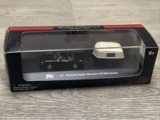 Alfa Romeo Spider 1300 Junior 1970 with Caravan 1:87 Malibu International  New