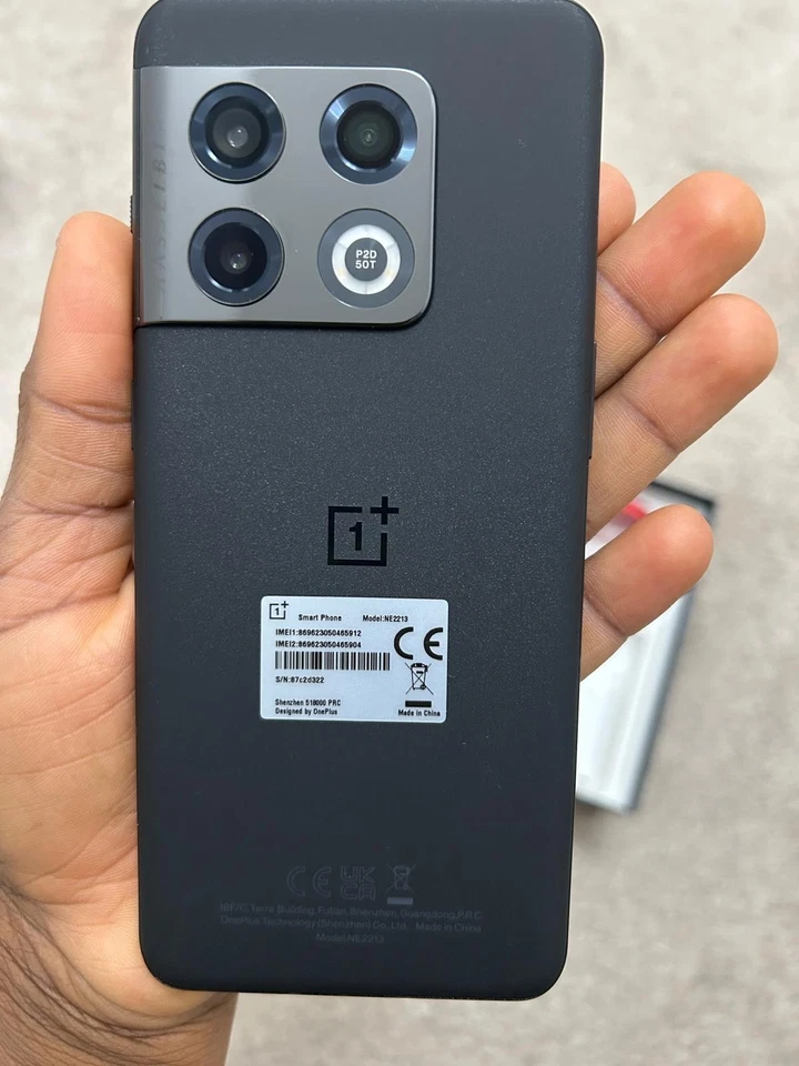 OnePlus 10 Pro 128GB 5G Unlocked Volcanic Black - Image 2 of 4