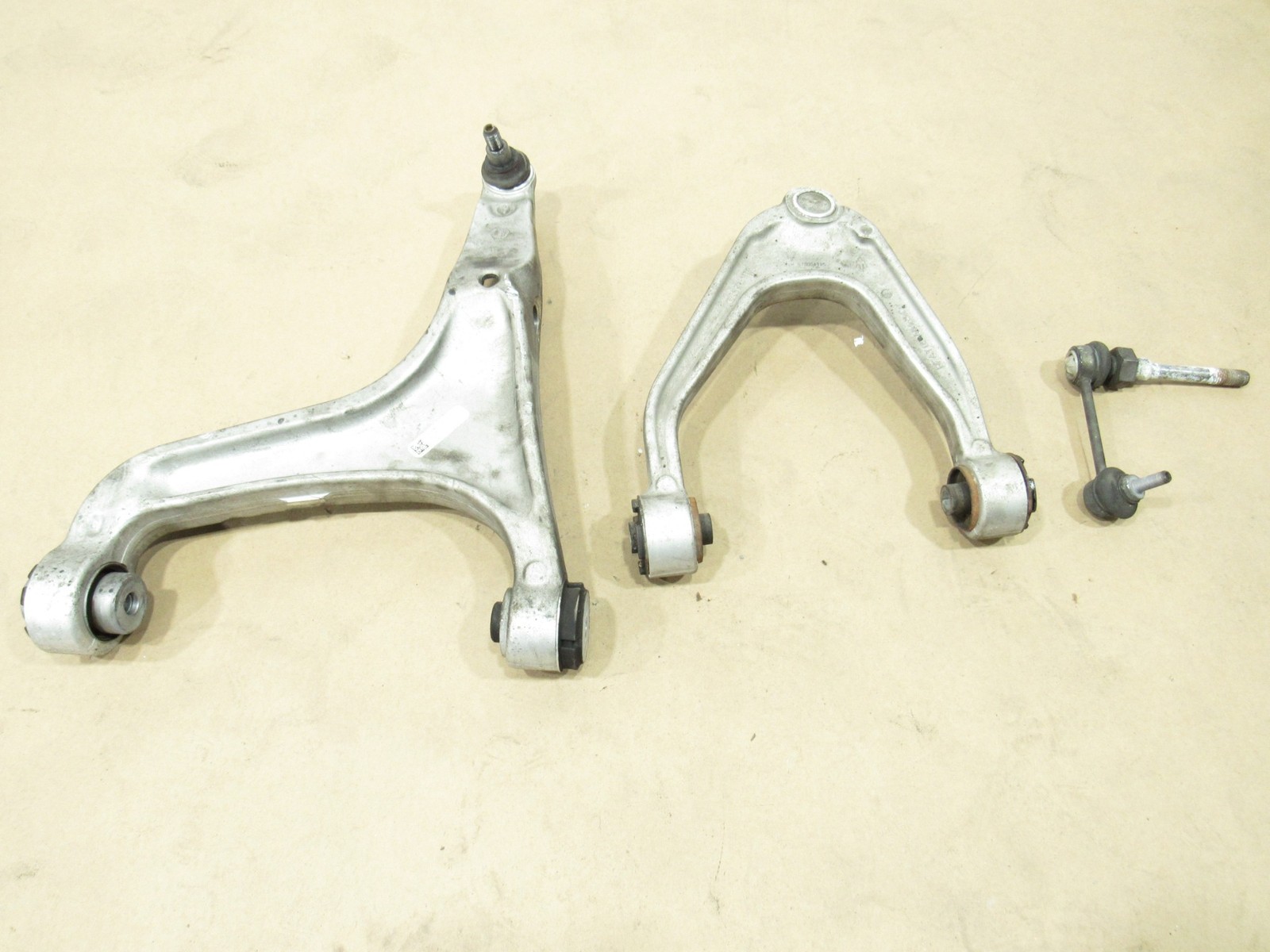 14-19 Maserati Quattroporte 2016 3.8L RWD Front Left Control Arm Set 3 PCS ;:M