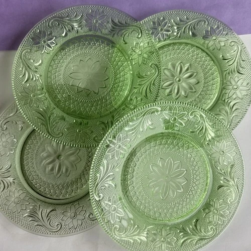 Tiara Indiana Glass Sandwich Chantilly Green 8¼" ~ Set of 4~Salad Plates Vintage