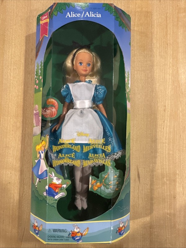 NRFP 1994 Disney Exclusive ALICE in Wonderland. Mint 