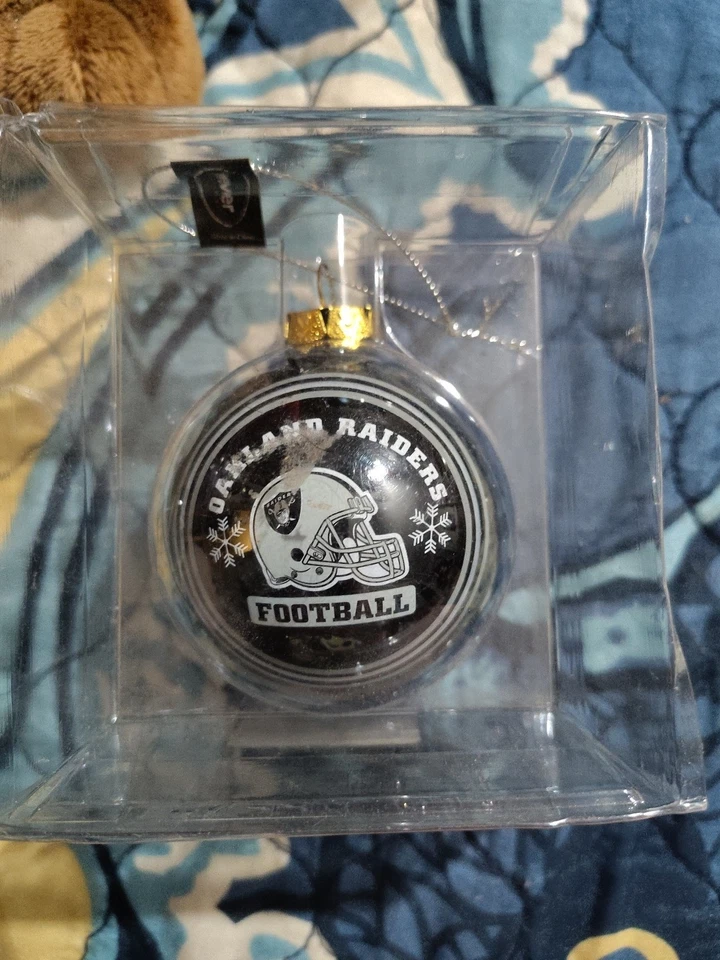 NFL Glass Ball CHRISTMAS Ornament - Oakland Raiders FOREVER COLLECTIBLES - Image 2 of 4