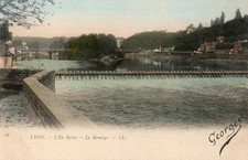 CPA LYON L ILE BARBE LE BARRAGE/ ECRITE/OBLITEREE