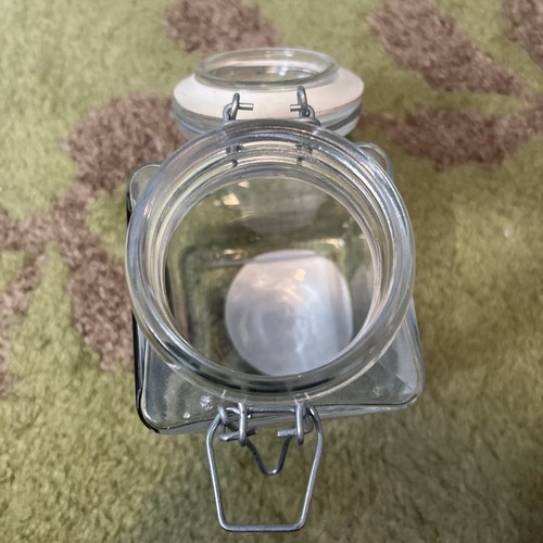 ART MINDS LOCK TOP SQUARE CHALKBOARD JAR 4-1/2" TALL 2-3/4" WIDE NEVER USED - Picture 3 of 3