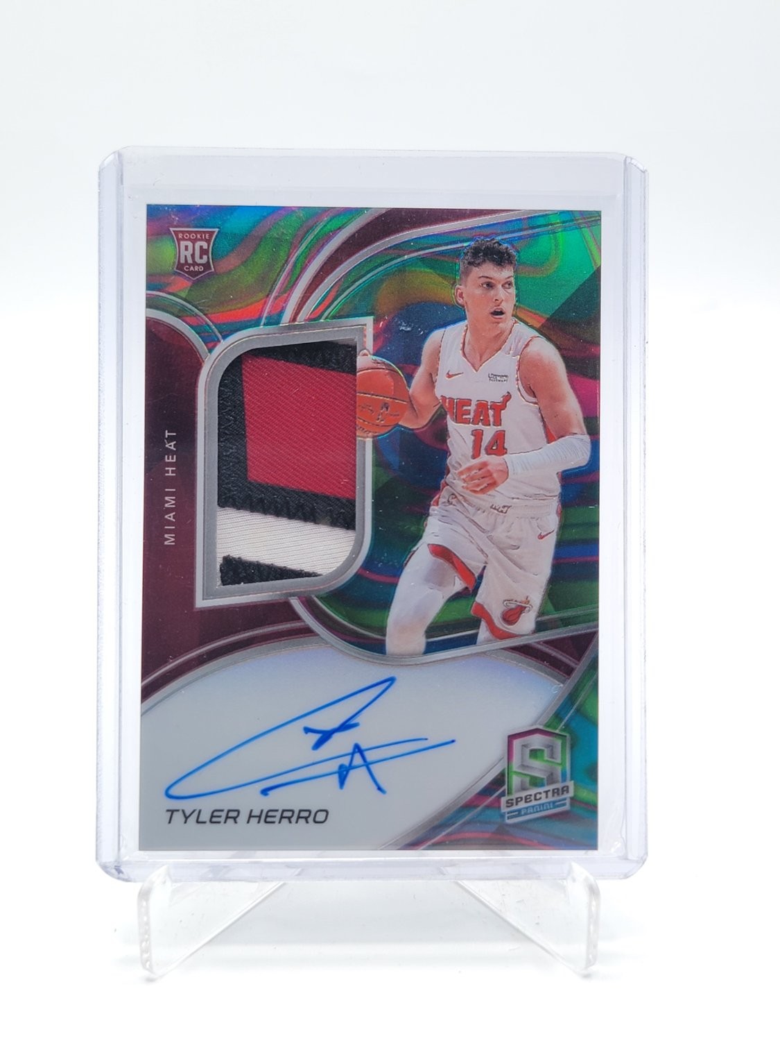 TYLER HERRO 2019-20 PANINI SPECTRA MARBLE PRIZM ROOKIE PATCH AUTO /5 #177 Q4042