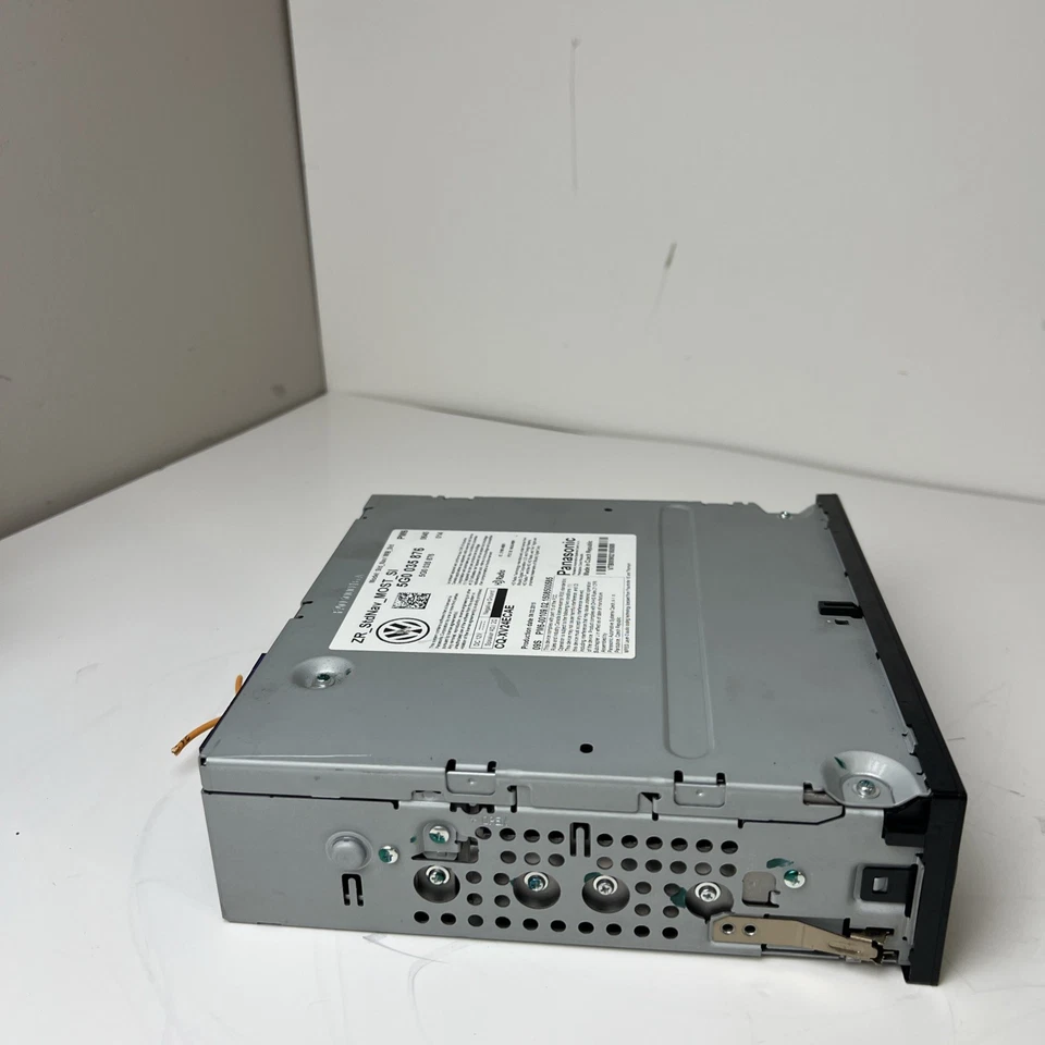 2015 VOLKSWAGEN GOLF GTI SD CD PLAYER RADIO RECIVER 5G0035876 OEM - Image 4 of 4