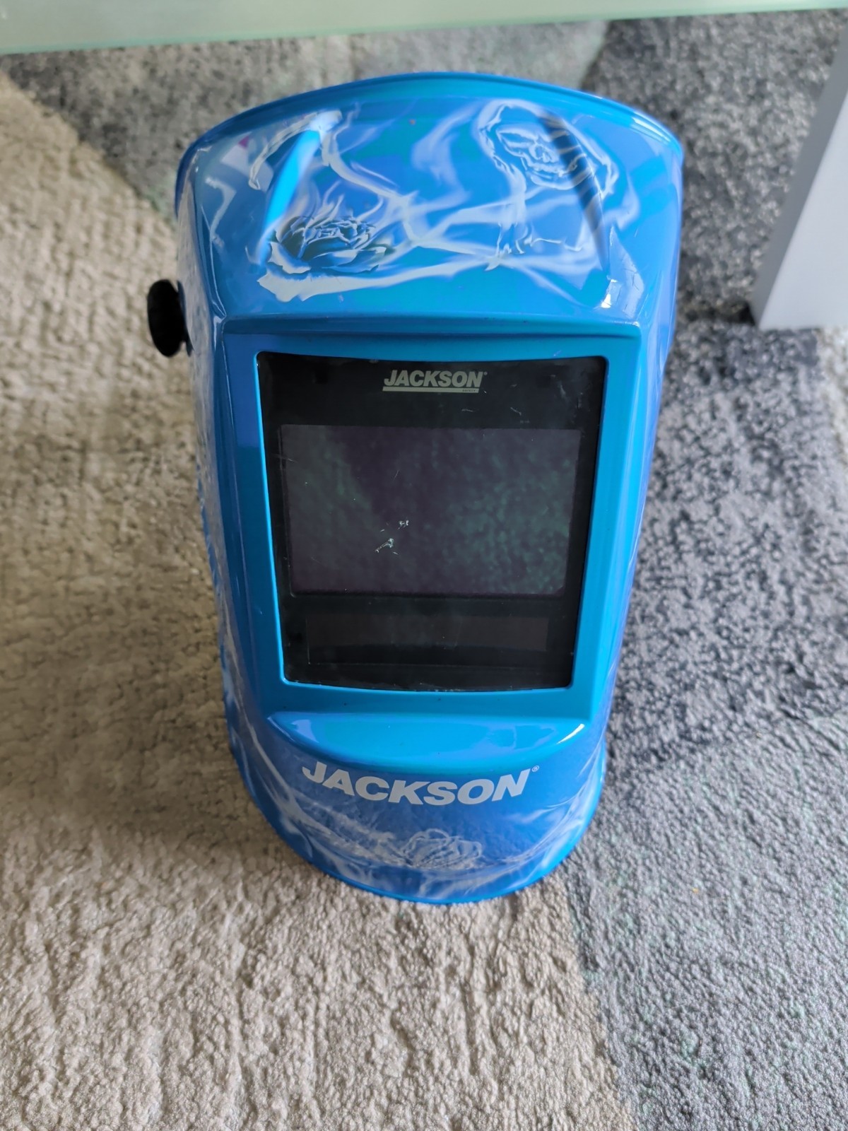 Jackson Safety Welding Helmet -Reapers n&rsquo; Roses - Premium Auto Darkening Helmet