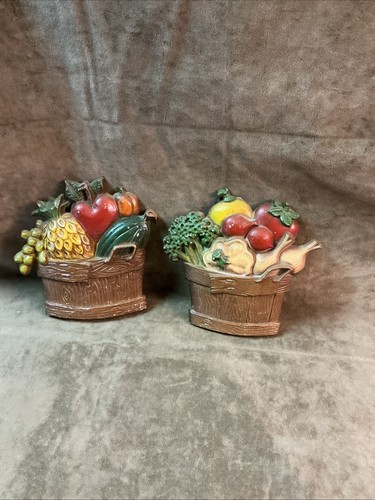 Vintage 1970s cast aluminum metal Sexton basket of fruit and vegetables wall dec
