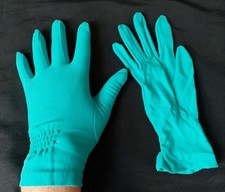 TURQUOISE BLUE NYLON Vintage 1950s 60s Wrist Length GLOVES -sz 6