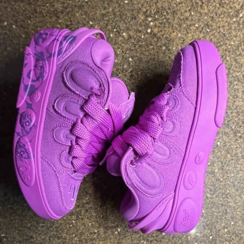 Nike Unisex Kids Purple Low Top Lace-Up Athletic Sneakers, Logo Accent