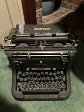 1939 Underwood Typewriter Champion Model With Black & Green Keys thumbnail