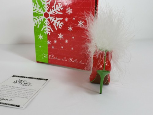 Zapato Just the Right Mrs. Claus's Snowflake Surprise - Lorraine Vail (Raine) Nuevo en caja - Imagen 5 de 9