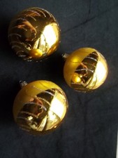 Lot 3 Vintage Gold Glass Ball Ornaments Glitt...