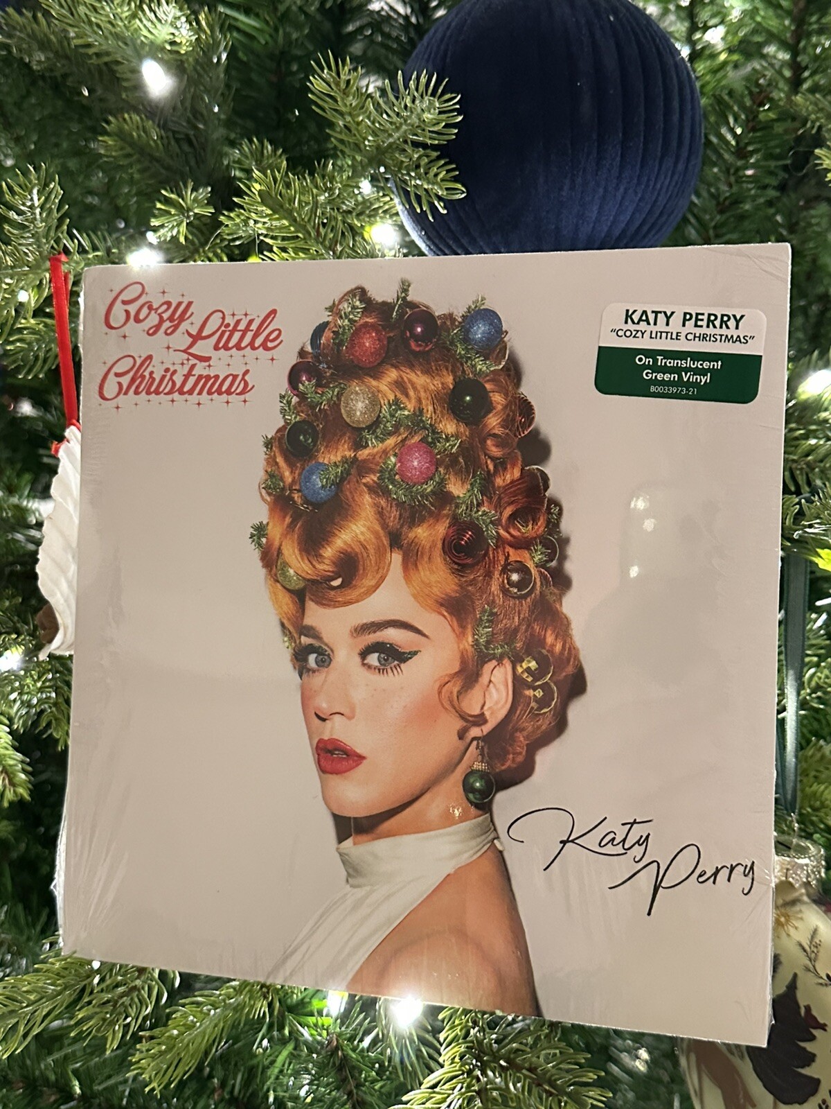Katy Perry-Cozy Little Christmas 7in Translucent Green Vinyl, Free Sleeves