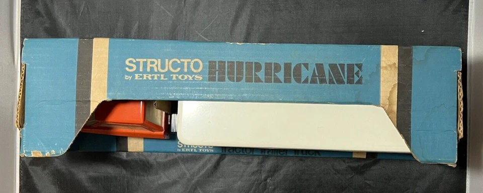 Rare Stucto / Ertl Allis Chalmers Truck and Trailer in Box. - Image 3 of 4