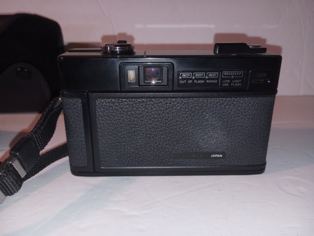 Minolta Hi-Matic S2 35mm Point & Shoot Camera w/ Case 38mm