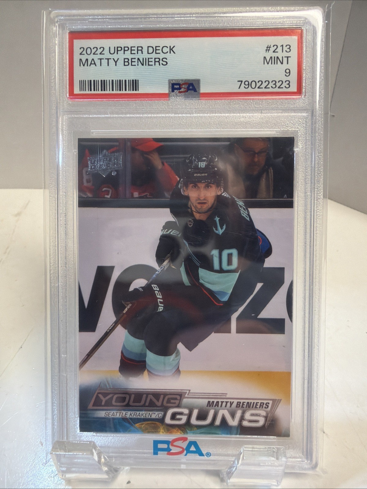 Upper Deck 2022-23 Series 1 Matty Beniers Kraken Young Guns #213 PSA 9 view 1