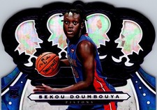 2019-20 Panini Crown Royale - Sekou Doumbouya #41 (RC) Purple 24/25 - Pistons