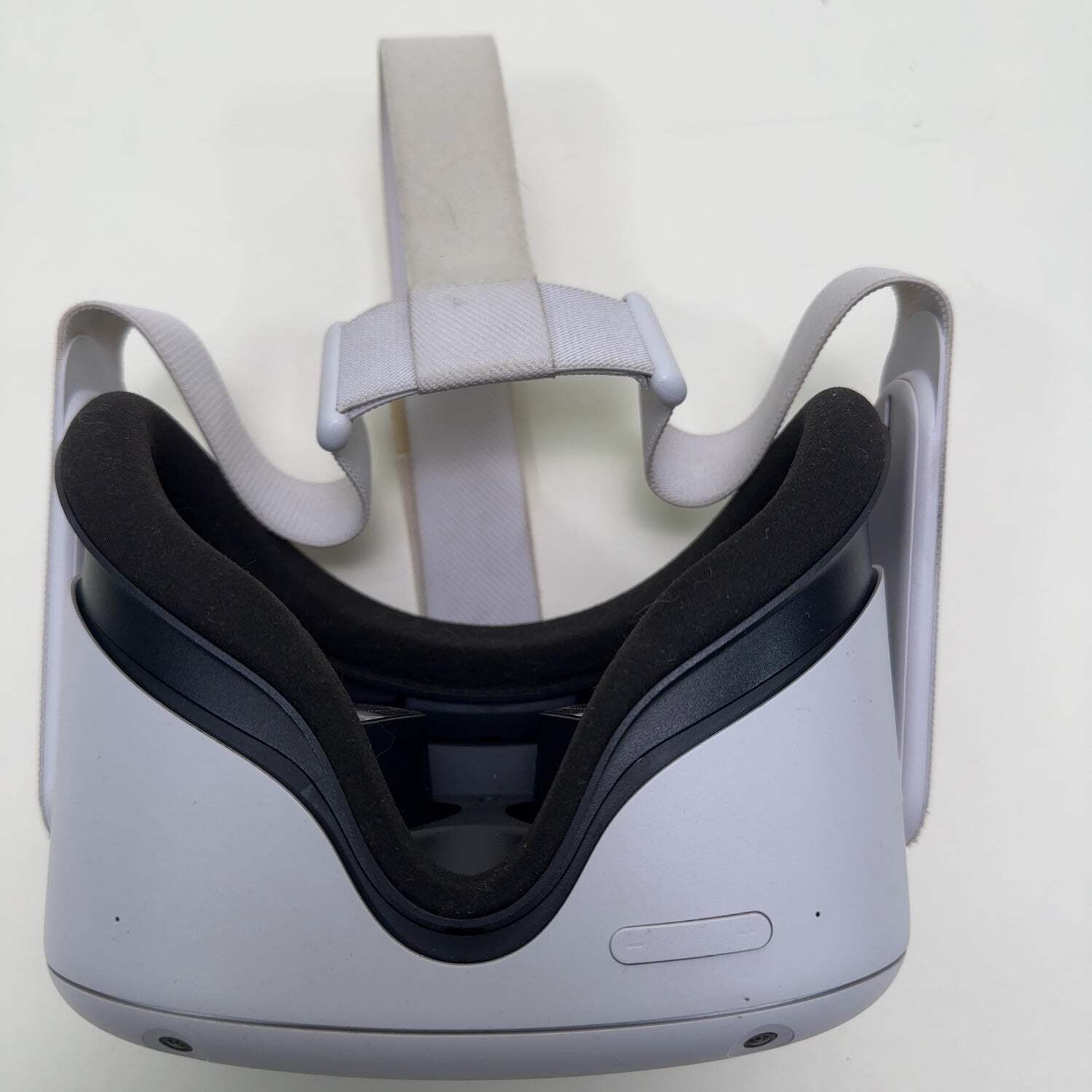 Meta Quest 2 256GB Standalone All-in-One VR Headset KW49CM