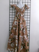 EXPRESS  🌸  SIZE XS==LIGHT BROWN & WHITE MAGNOLIA PRINT / LAYERED MAXI DRESS
