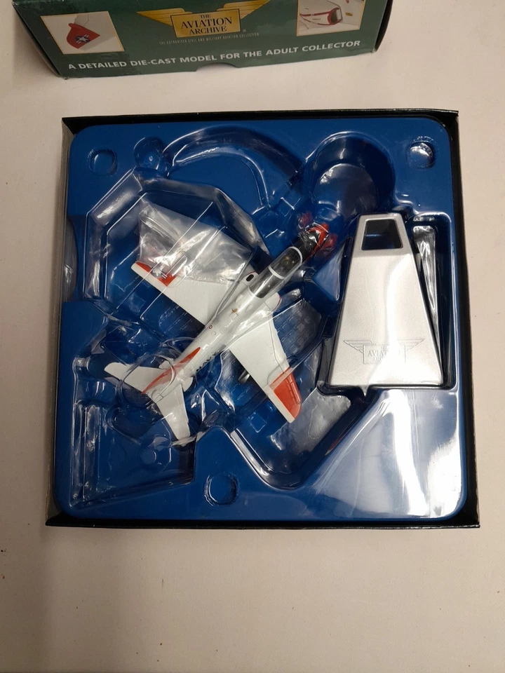 Avion Mc Donnell Douglas T-45 Goshawk US Navy Prototype Édition Limitée 2010ex - Photo 2/4