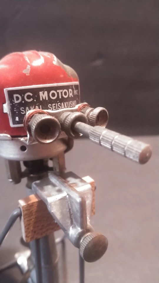 Vintage SAKAI SEISAKUSHO TOY OUTBOARD D.C. BOAT MOTOR Occupied JAPAN With Stand - Image 2 of 4