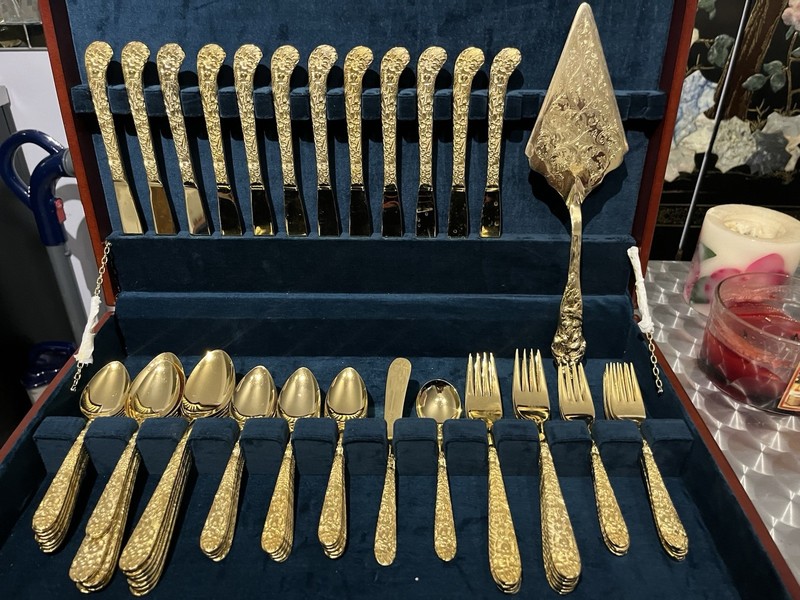 Lifetime Cutlery IC Gold Stainless Flatware Set 36pc Service for 8 Wood Case