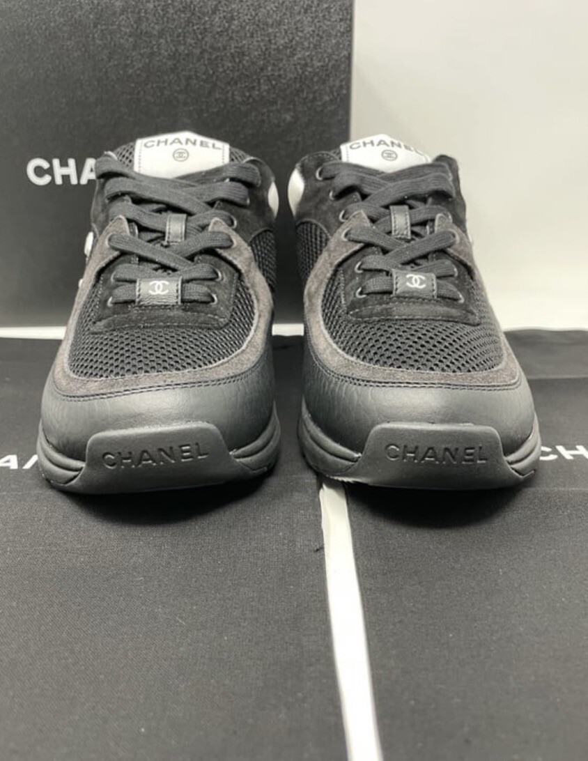 【モノトーンで合わせやすい】CHANEL CCロゴ スニーカー Chanel CC Logo Sneaker Black White 39 NIB | eBay