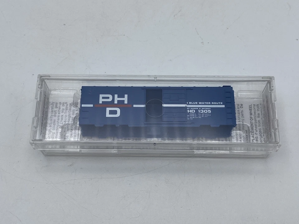 MTL Micro Trains 20150 PHD PORT HURON & DETROIT 40’ Boxcar #1305 Shell Only - Image 2 of 4