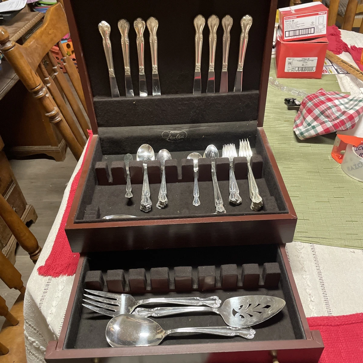 Wm. Rogers & Son Flatware-Set Antique US Silver-Plated Flatware