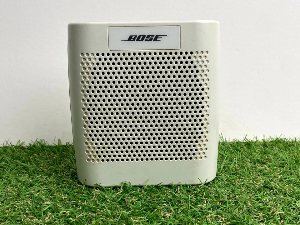 BOSE SOUNDLINK COLOUR BLUETOOTH SPEAKER WHITE (C207) - Image 2 of 4
