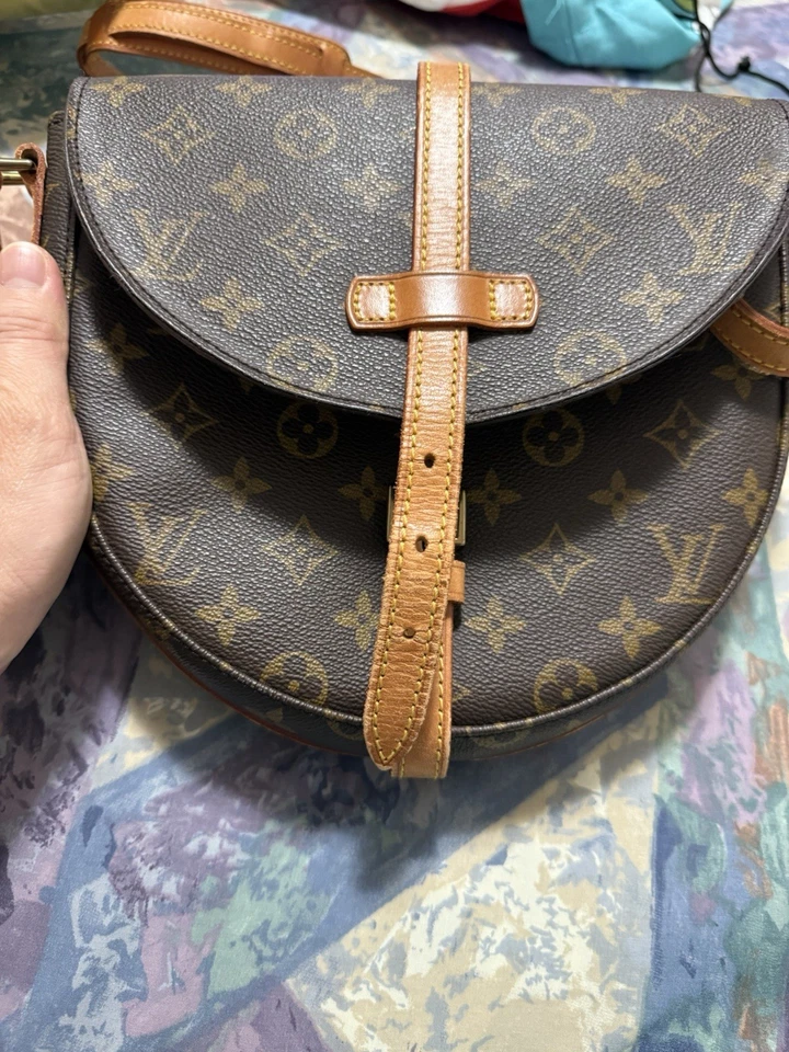 Bolso de Hombro Louis Vuitton Chantilly GM Marrón Lona/Cuero Foto 2 de 4