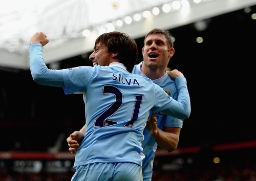 MANCHESTER CITY UMBRO 2011/2012 SOCCER FOOTBALL HOME JERSEY #21 SILVA SIZE “42” - Picture 19 of 19