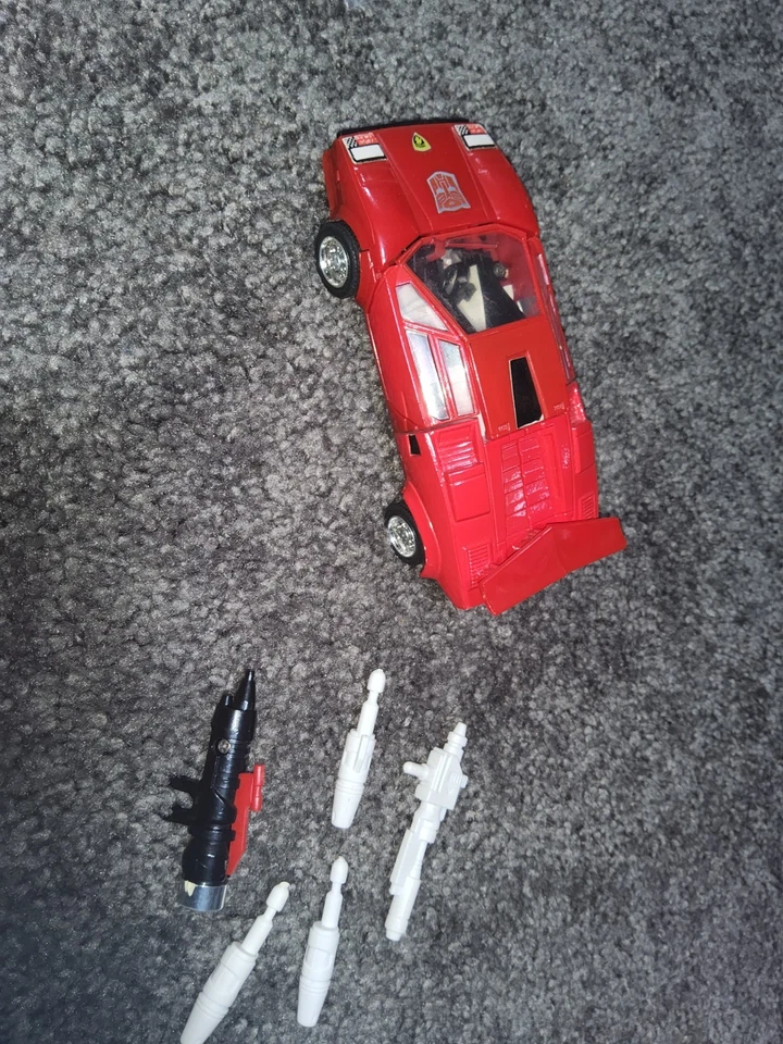 Transformers  g1 complete 100% vintage Sideswipe pre rub - Image 2 of 3