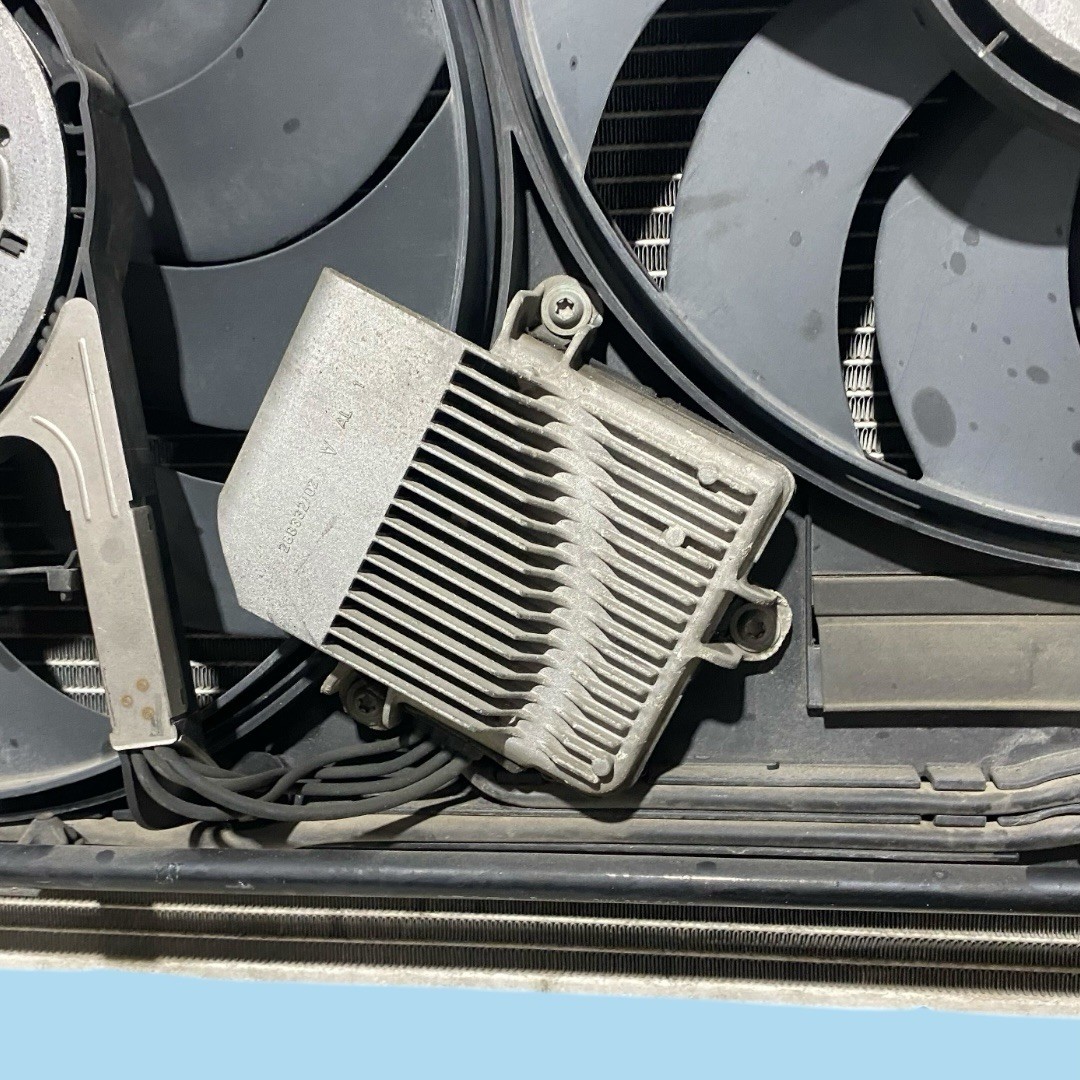 Engine Radiator + Cooling Fan OEM 03-07 Bentley Continental GT Flying Spur GTC