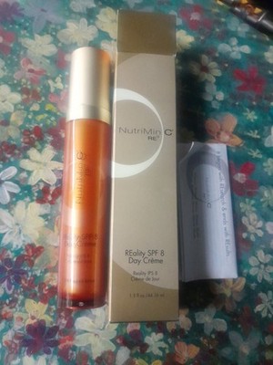 Arbonne NutriMin C RE9 REality SPF 8 Day Creme 1.5 oz Exp 12/2008