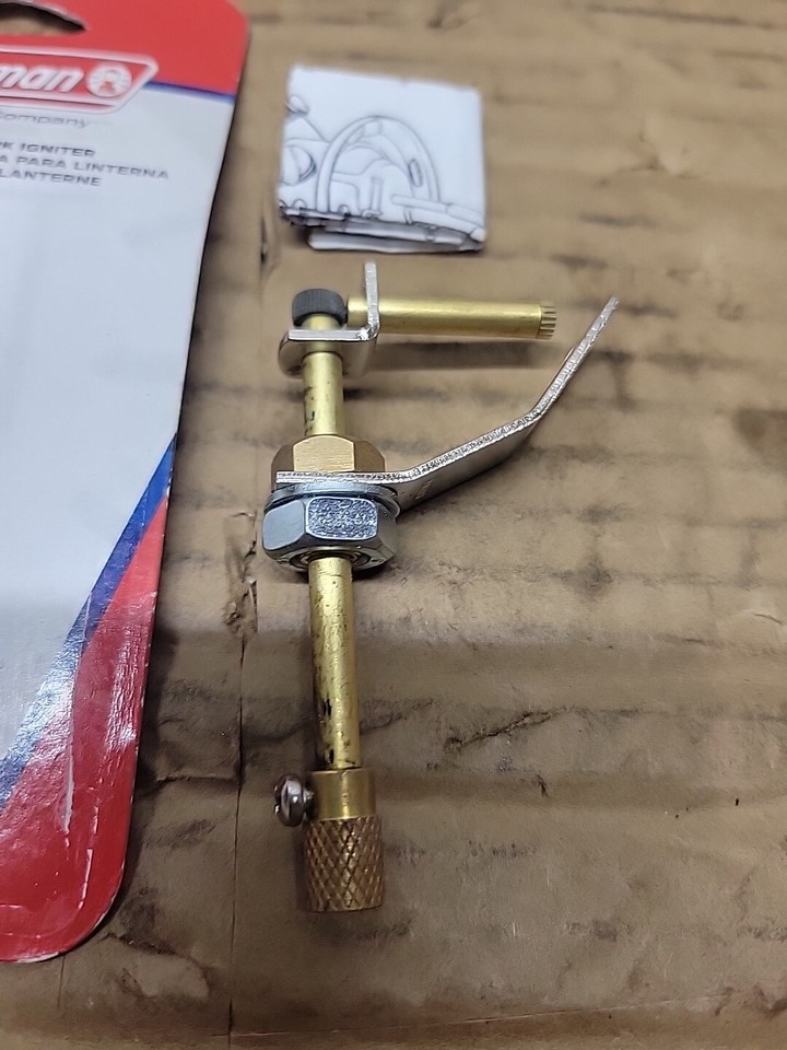 New Coleman Lantern Twist Sparker Igniter Lighter Spark Flint Striker