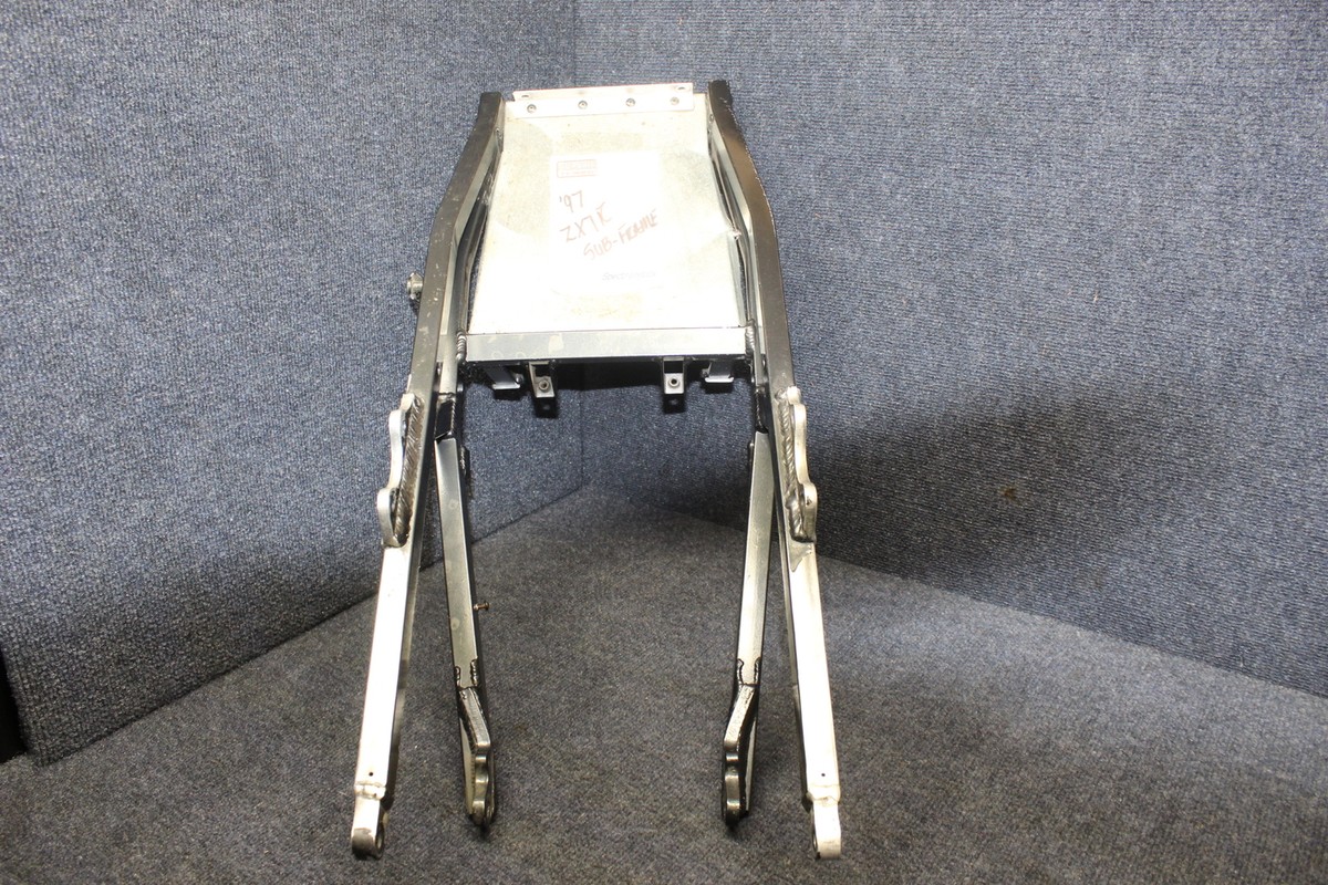 1997 KAWASAKI NINJA ZX7R REAR SUBFRAME BACK SUB FRAME 32160