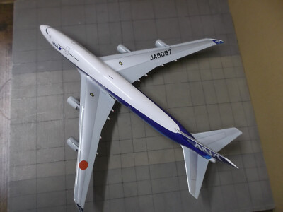 Boeing 747-400 JA8087 ANA 1:200 scale plastic model Hogan Models