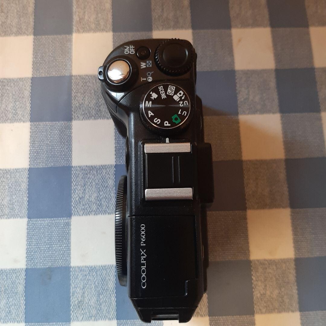 Nikon COOLPIX P6000 Digital Camera - Black - English Nikon COOLPIX P6000 Digital Camera - Black - English
