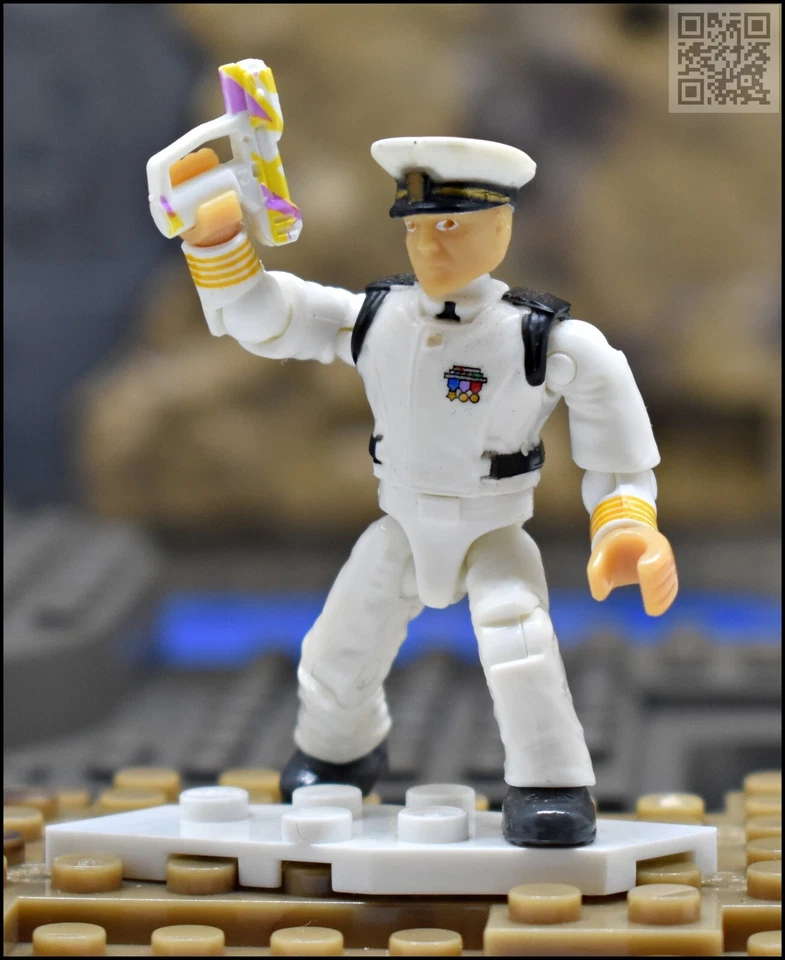 HALO MEGA CONSTRUX UNSC ALMIRANTE LORD TERRENCE HOOD HHC44 NIDO DE ARENA ELEFANTE Foto 2 de 4