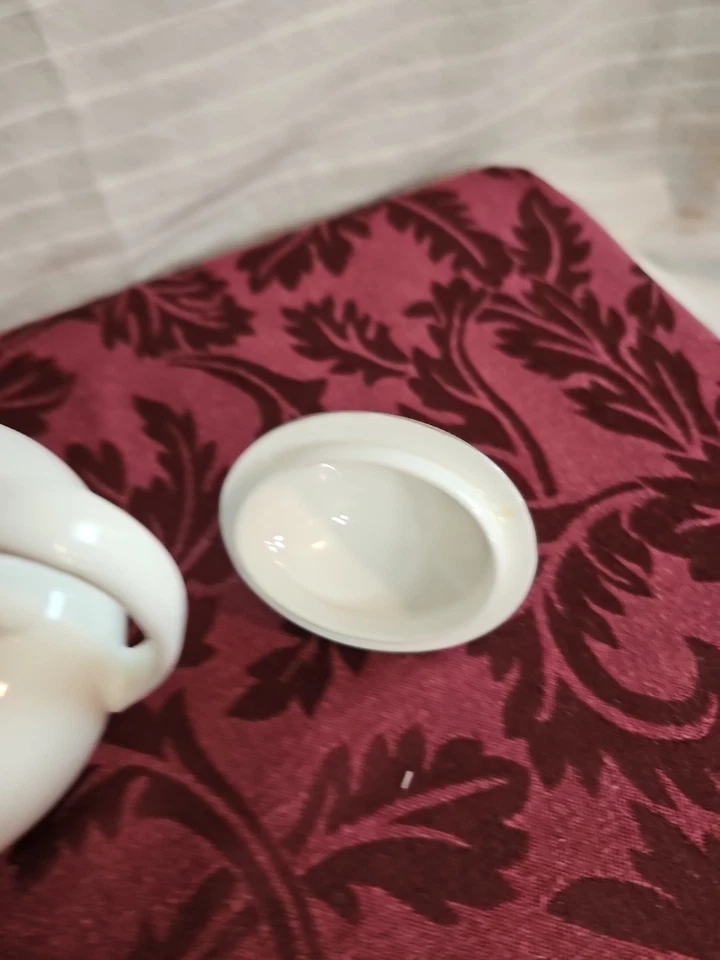 Juego de crema y azucarero Wedgwood Doric Platinum con tapa W4212 Foto 4 de 4