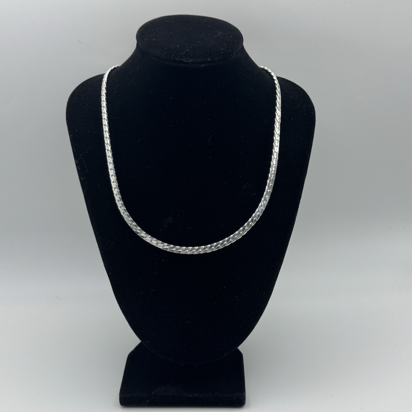 Givenchy Silver Tone Herringbone Chain Necklace V… - image 7