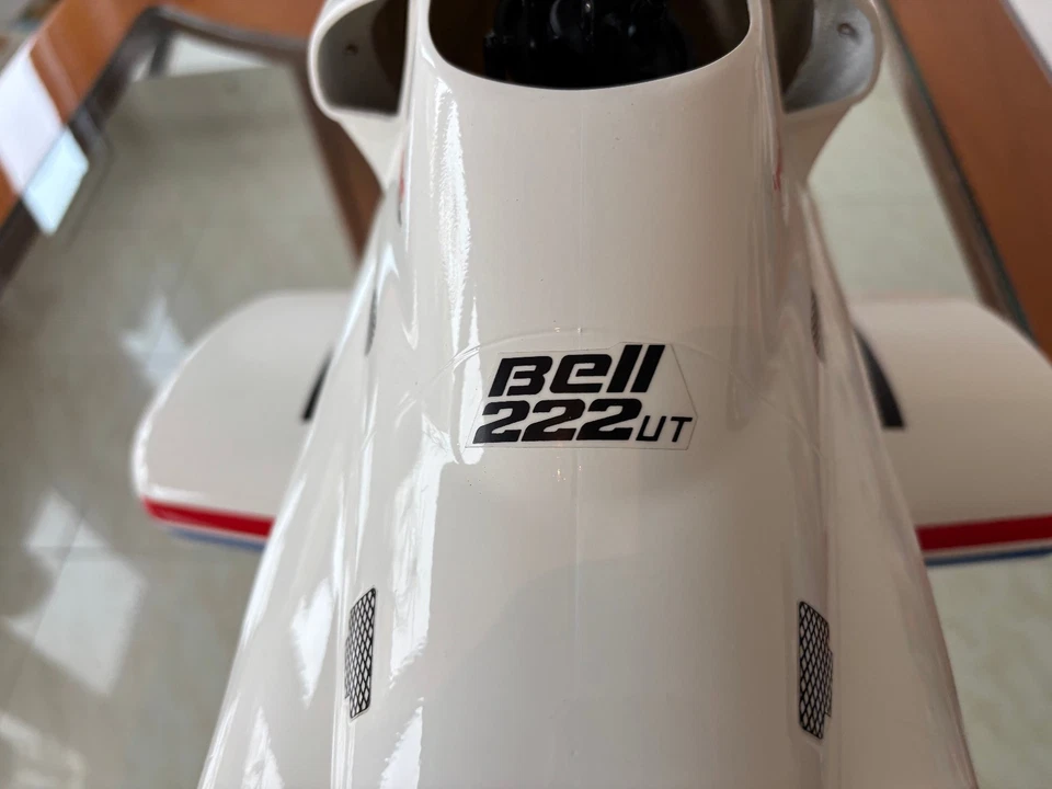 BELL 222 von ROBBE / SCHLÜTER - Bild 4 von 4