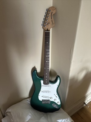 Squier 0378153539 Affinity 6-String Stratocaster Electric Guitar - Black