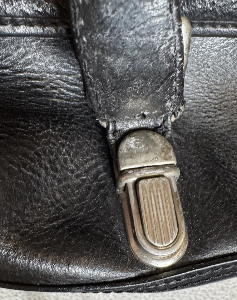 Bolso Mensajero Timberland Vacchetta Cuero Negro De Colección Foto 3 de 4