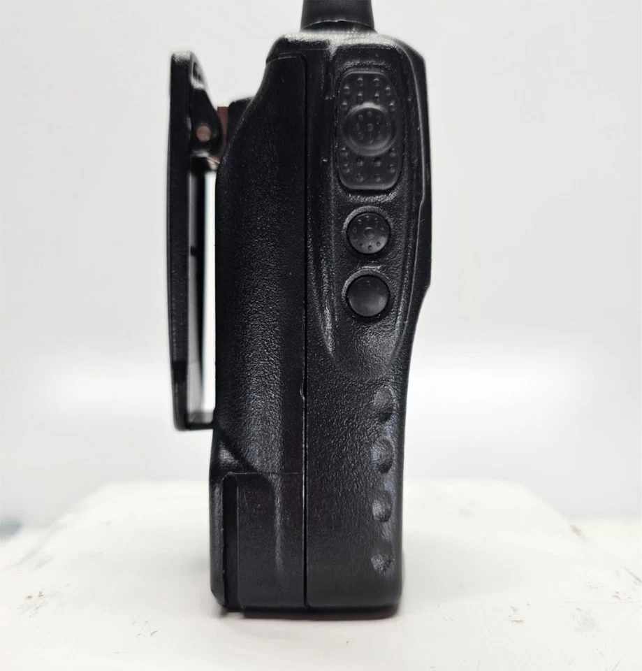 Vertex VX451 VX-451-G7-5 UHF (450-512MHz) 32 Channel 5 Watt (Complete Kit) - Image 4 of 4